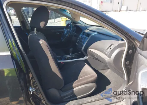 2013 Nissan Altima 2.5 S из США, поврежденный, VIN 1N4AL3AP9DC275613